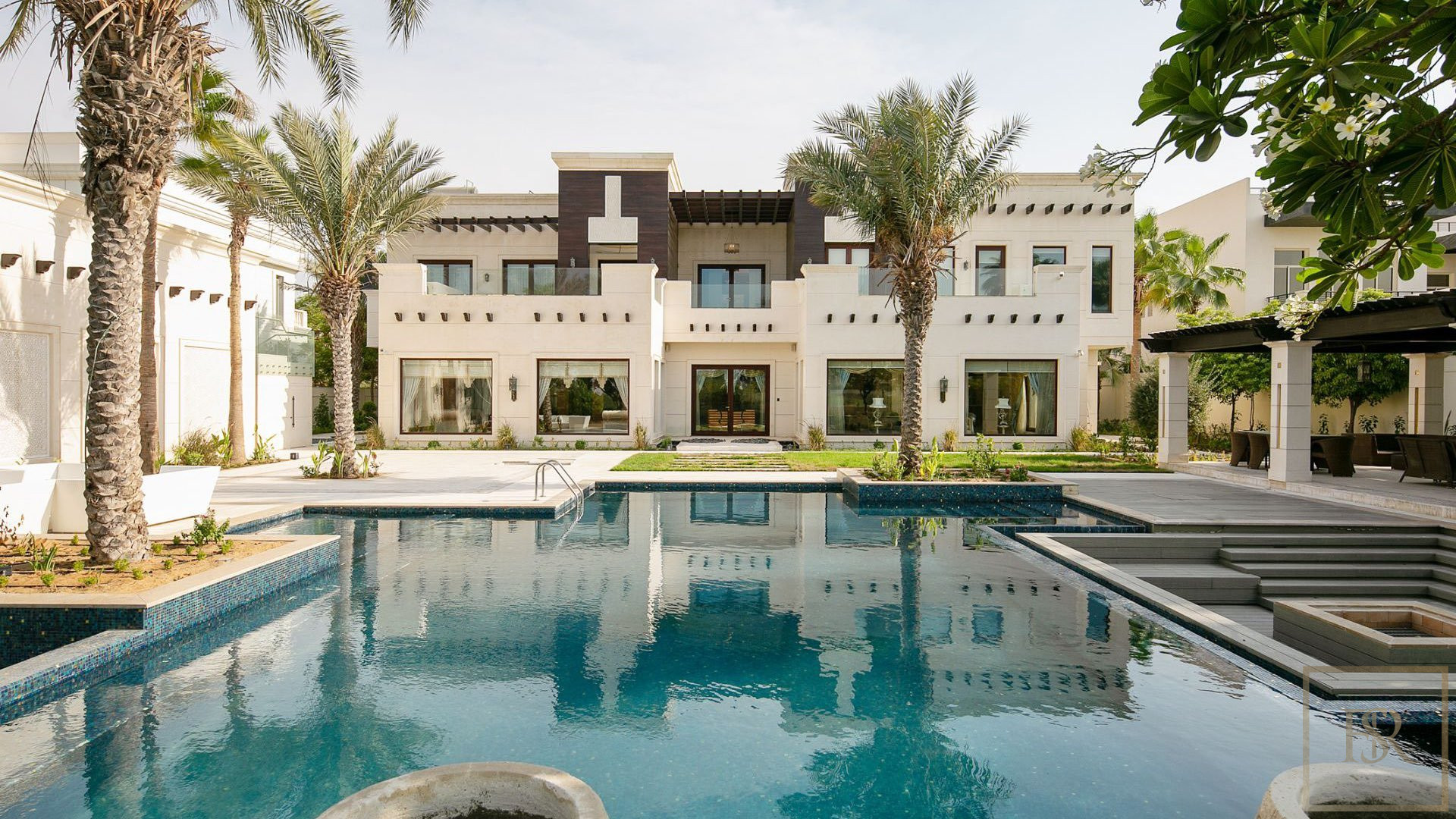 Luxury homes for sale in Dubai